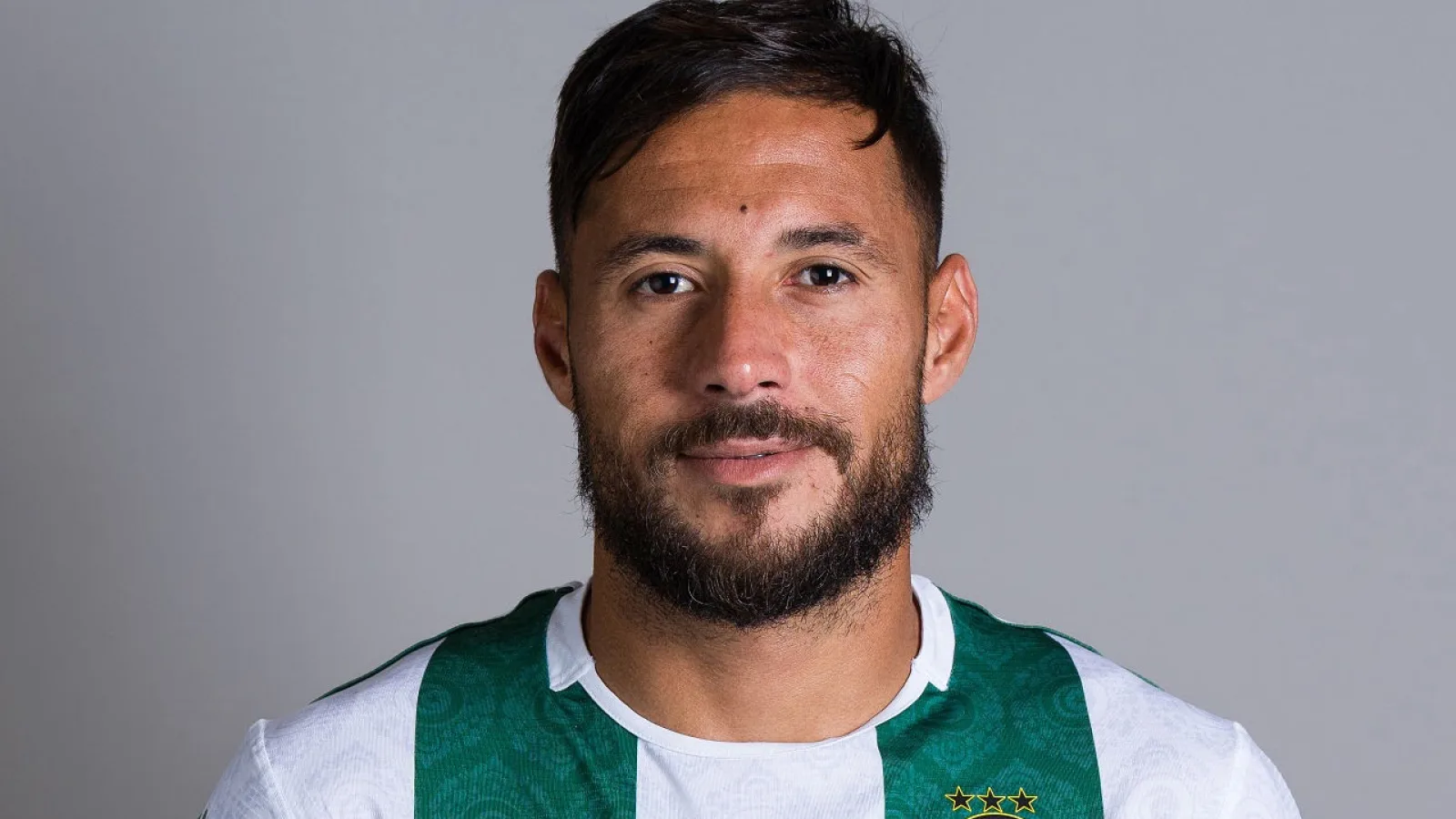 Belaïli en maillot du MCA : la photo qui enflamme tout Alger !